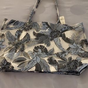 Victoria's Secret pink Beach bag